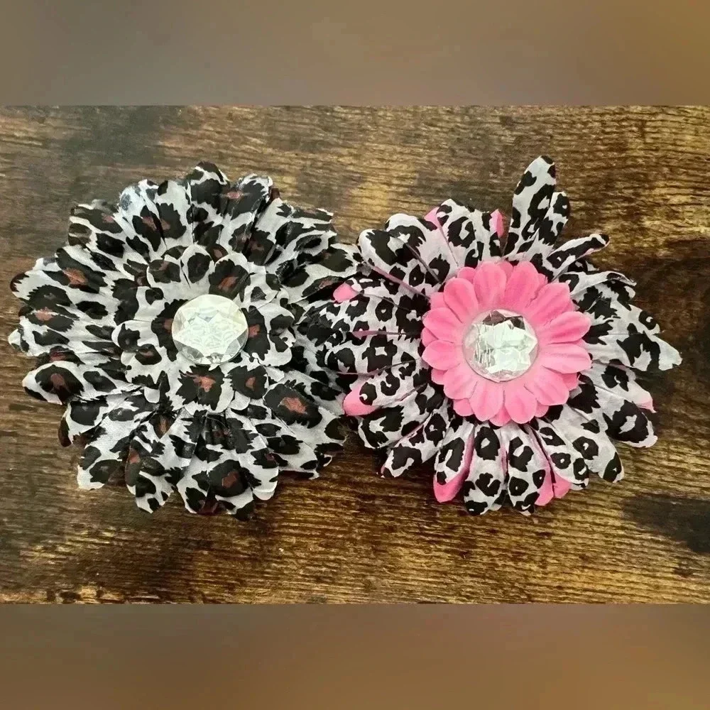 BUNDLE: Boutique, 2 little girls flower hair clips